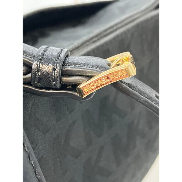 MICHAEL KORS, LARGE BLACK SIGNATURE PRINT CANVAS SHOULDER BAG - Picture 8 of 16